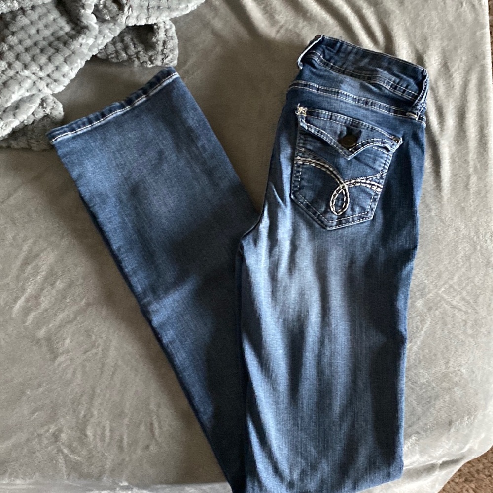 Boot cut Wallflower jeans